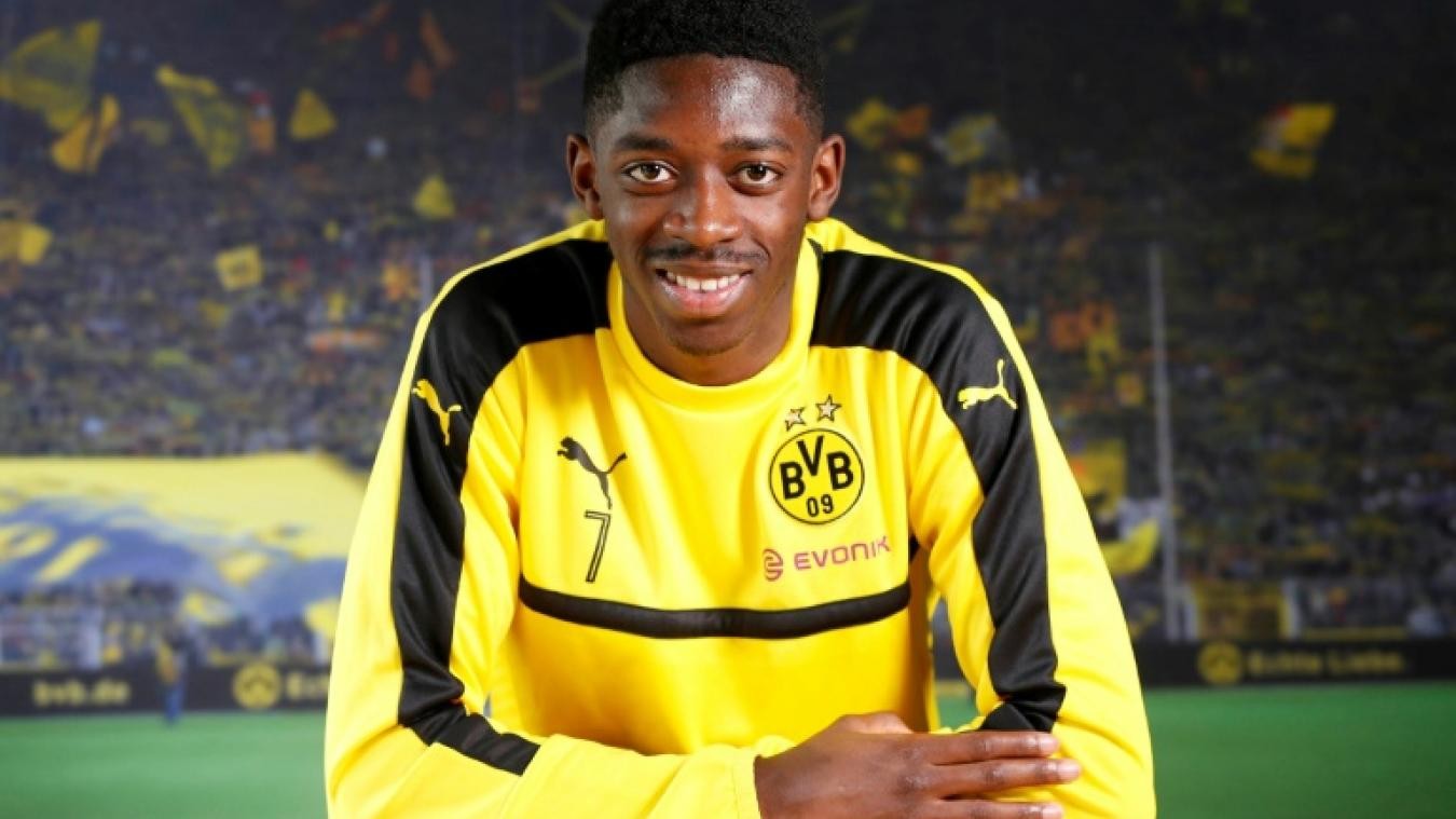 造乌龙+红牌，库库雷利亚当选切尔西vs巴萨全场最佳球员（逼出乌龙又造红牌，库库雷利亚荣膺切尔西战巴萨全场最佳）