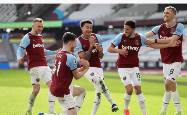 中超土帅成绩：韩鹏半程接手拿第5，曲刚半程接手未能保级（中超本土主帅战绩：韩鹏半程接手升至第5，曲刚半程执教未能保级）