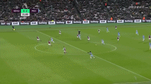 阿斯：弗里克圣诞节给巴萨放一个星期假，12月29日归队训练（阿斯报：弗里克圣诞期间为巴萨放假一周，球队12月29日恢复训练）